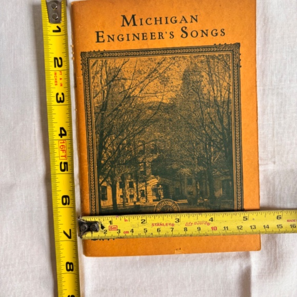 Michigan Engineer's Songs (1929) Book - Picture 11 of 13
